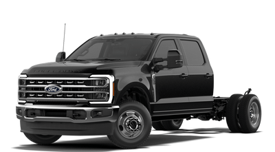 2027 Ford Chassis Cab F-350® LARIAT®
