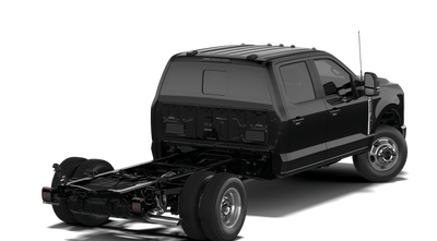 2027 Ford Chassis Cab F-350® LARIAT®