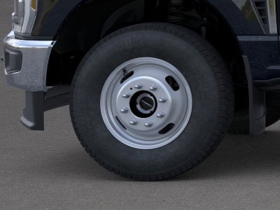 2026 Ford Super Duty F-350® XLT