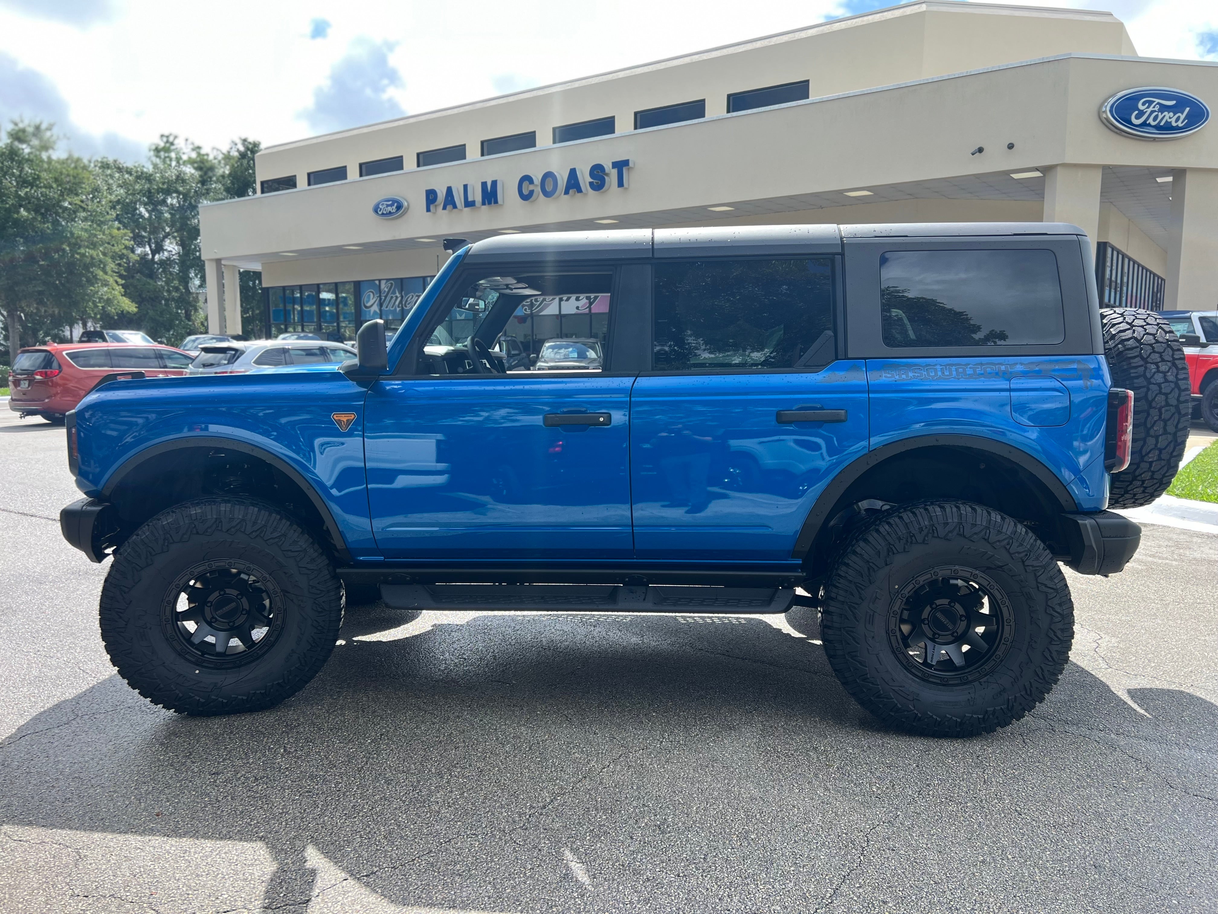 2025 Ford Bronco Badlands Adventure Edition