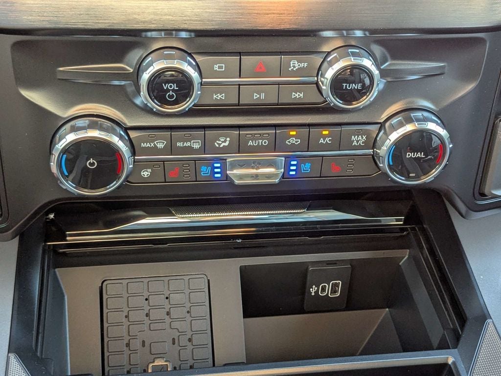 2027 Ford F-250SD Lariat