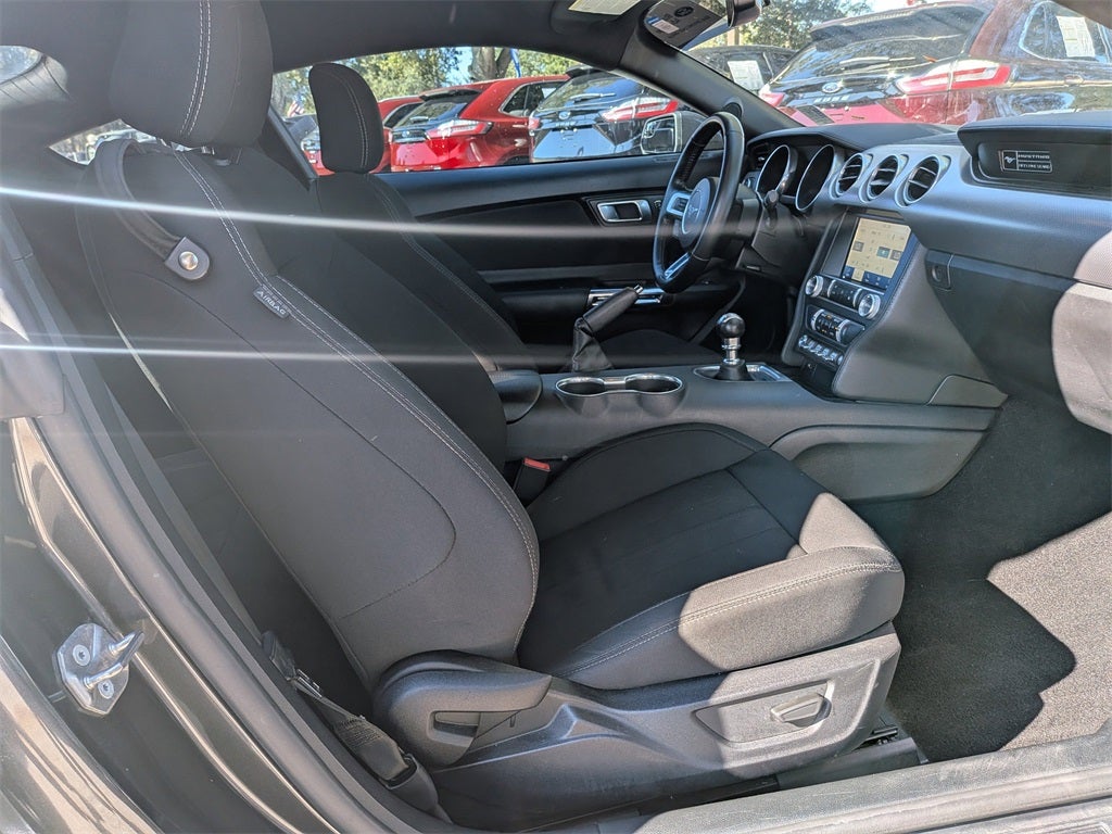 2020 Ford Mustang EcoBoost