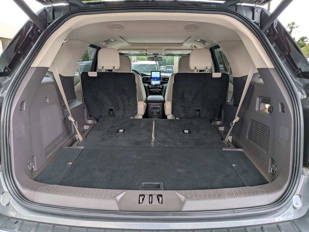 2022 Ford Explorer Platinum