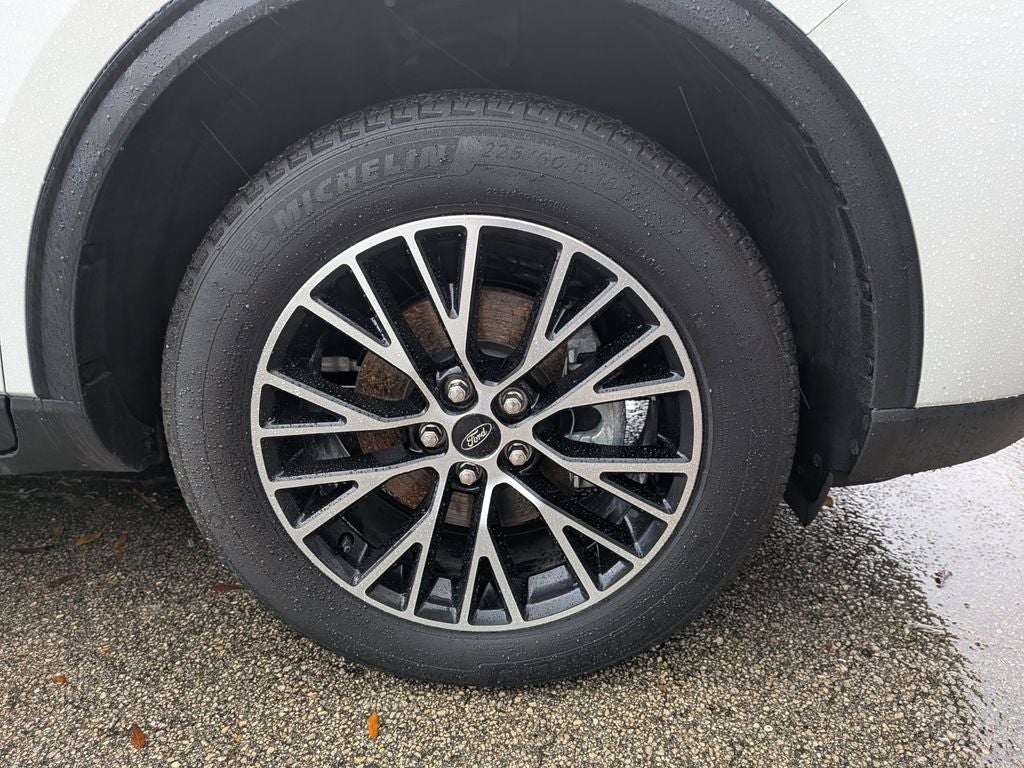2025 Ford Escape Plug-In Hybrid Base