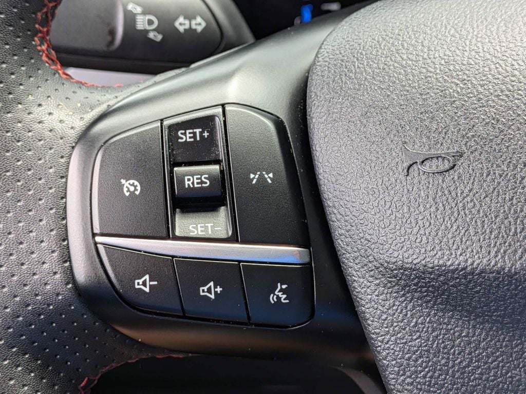 2024 Ford Escape Hybrid ST-Line