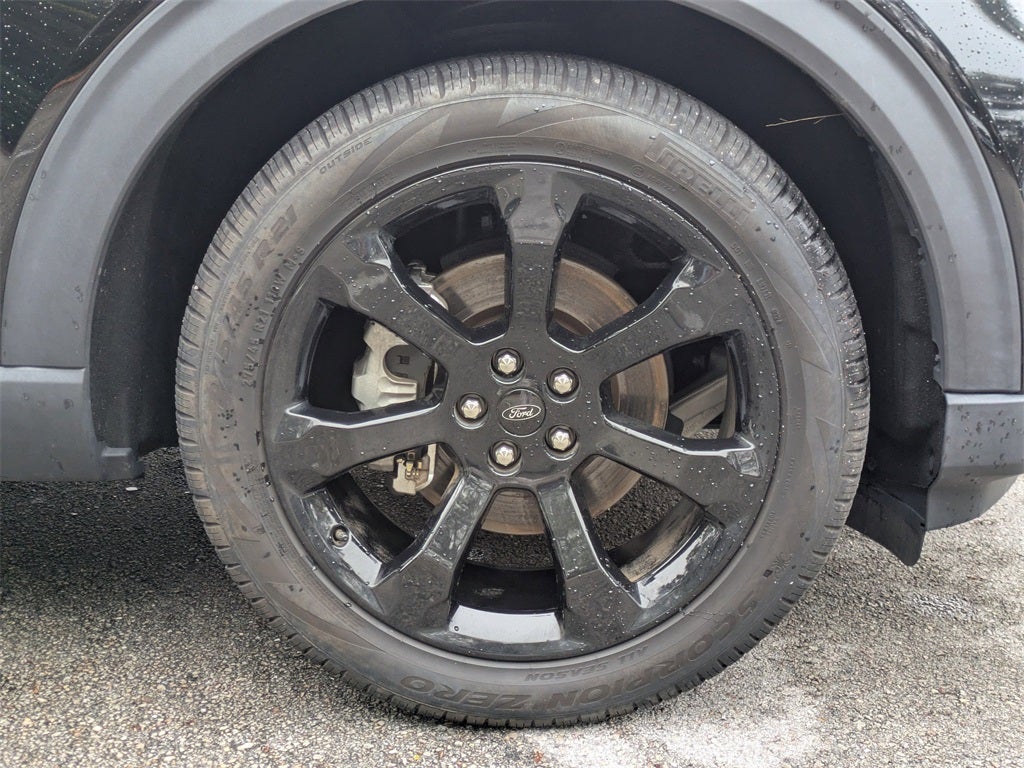 2024 Ford Explorer ST-Line