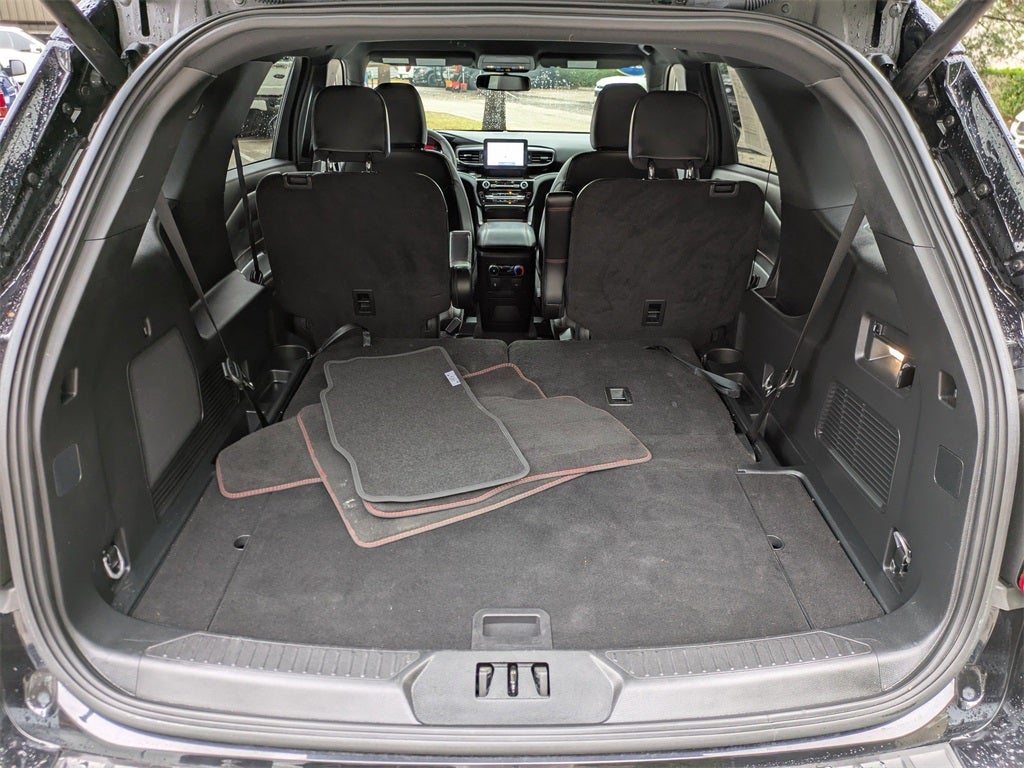 2024 Ford Explorer ST-Line