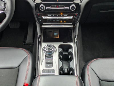 2024 Ford Explorer ST-Line