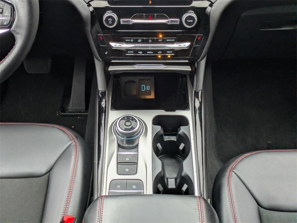 2024 Ford Explorer ST-Line