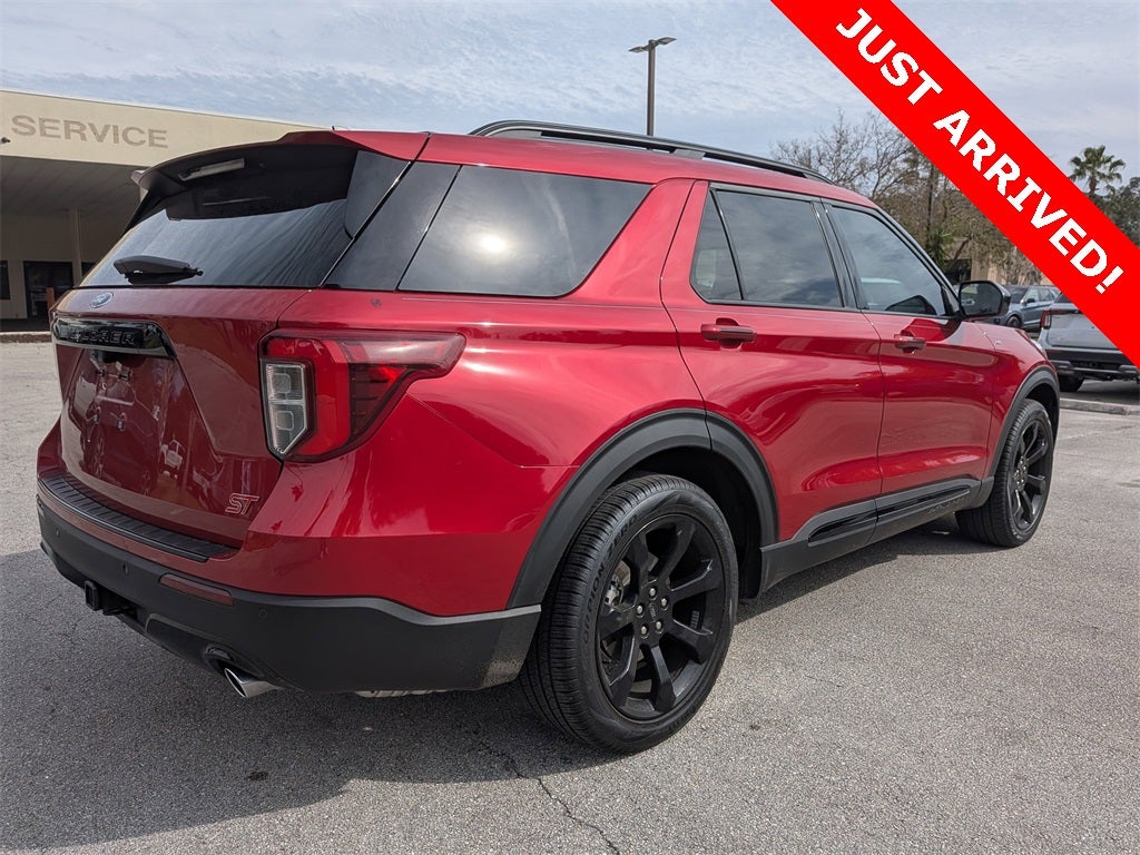 2024 Ford Explorer ST-Line