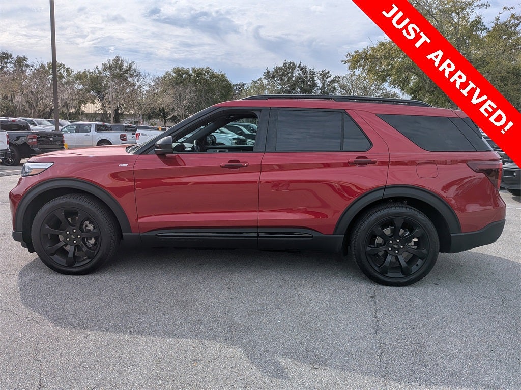 2024 Ford Explorer ST-Line