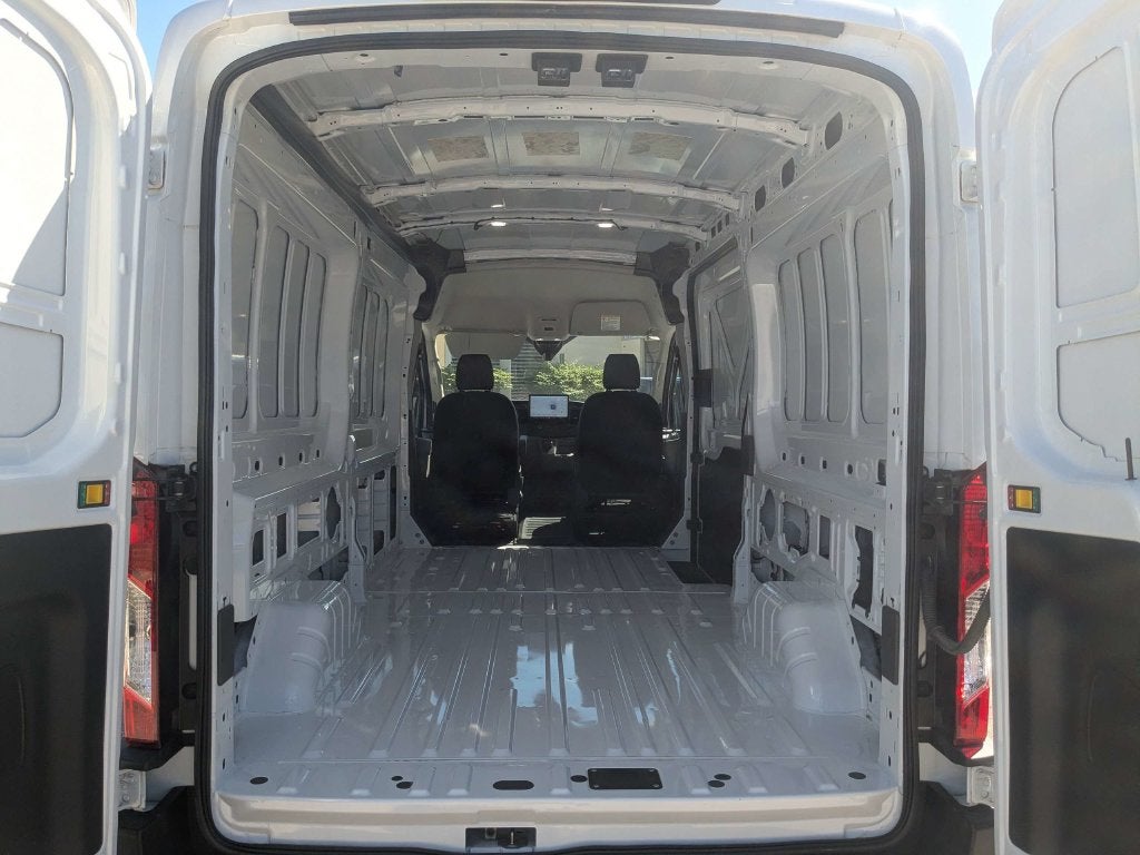 2023 Ford E-Transit-350 Base