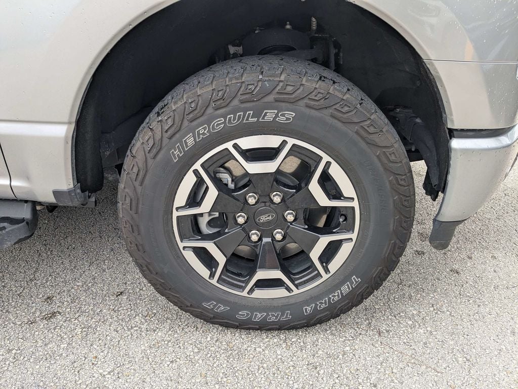2023 Ford F-150 Lightning XLT
