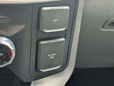 2023 Ford F-150 Lightning XLT