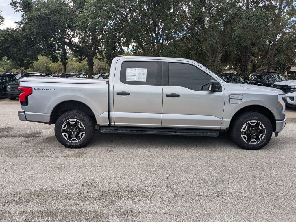 2023 Ford F-150 Lightning XLT