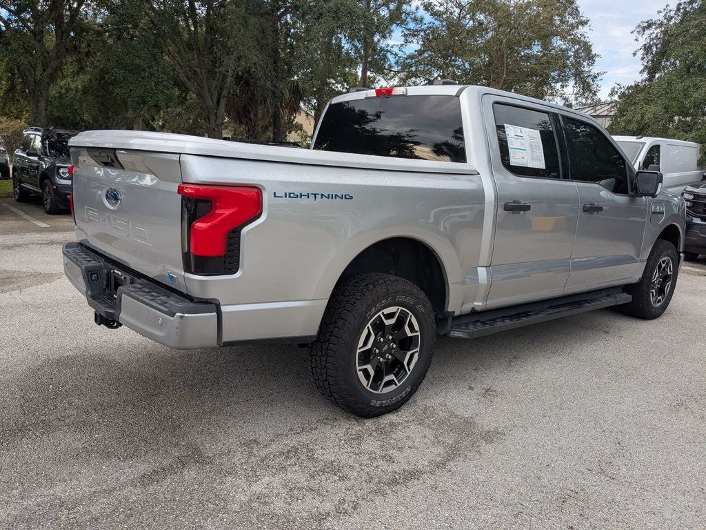 2023 Ford F-150 Lightning XLT