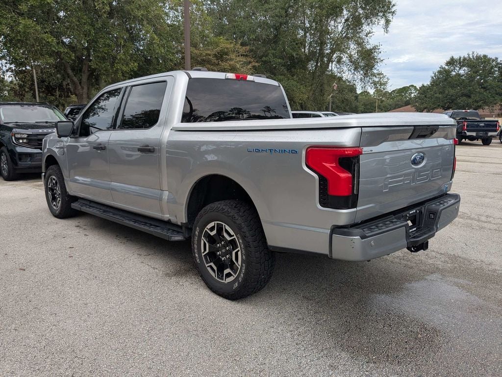 2023 Ford F-150 Lightning XLT