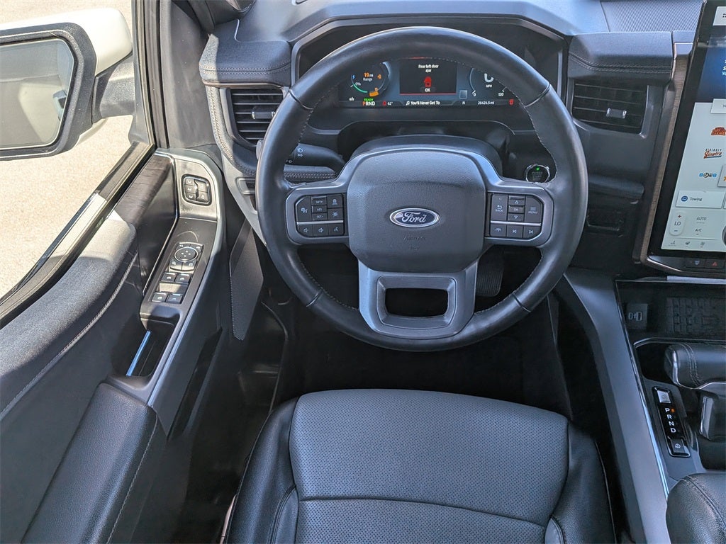 2023 Ford F-150 Lightning Lariat