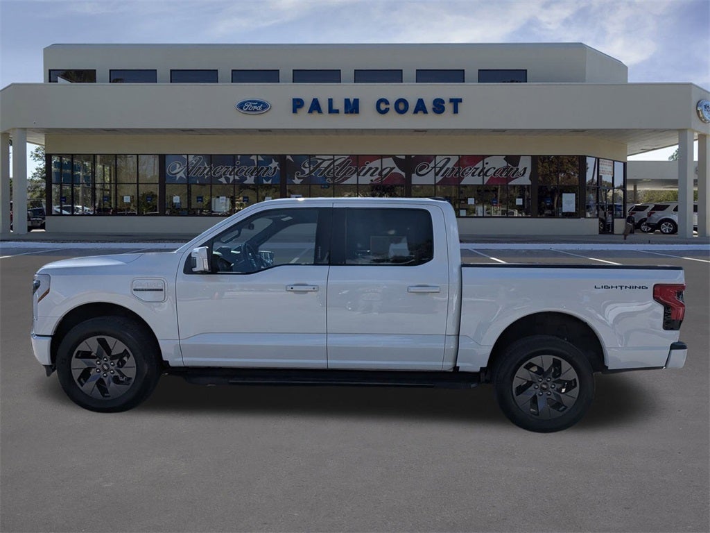 2023 Ford F-150 Lightning Lariat