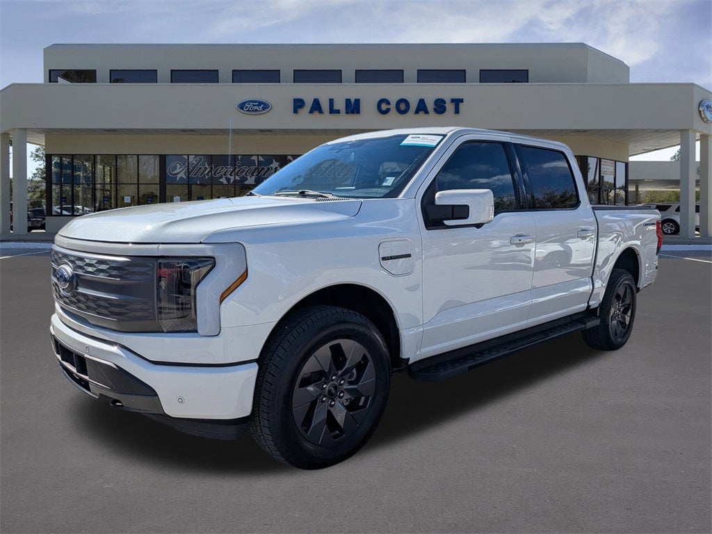 2023 Ford F-150 Lightning Lariat