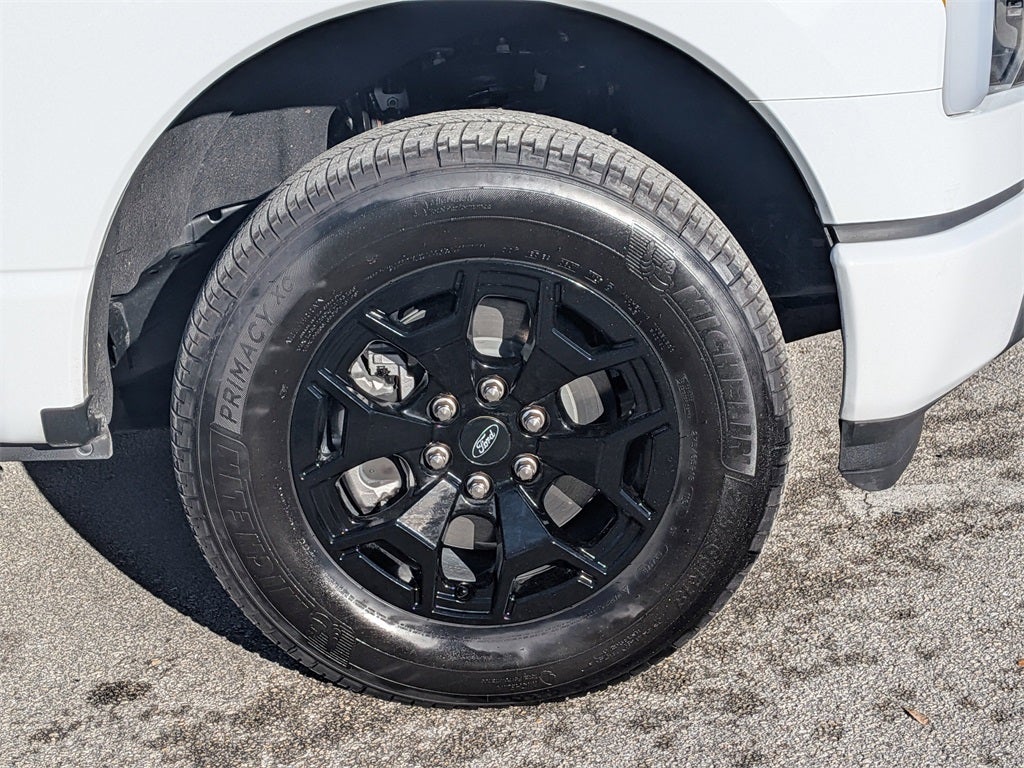 2025 Ford F-150 Lightning XLT