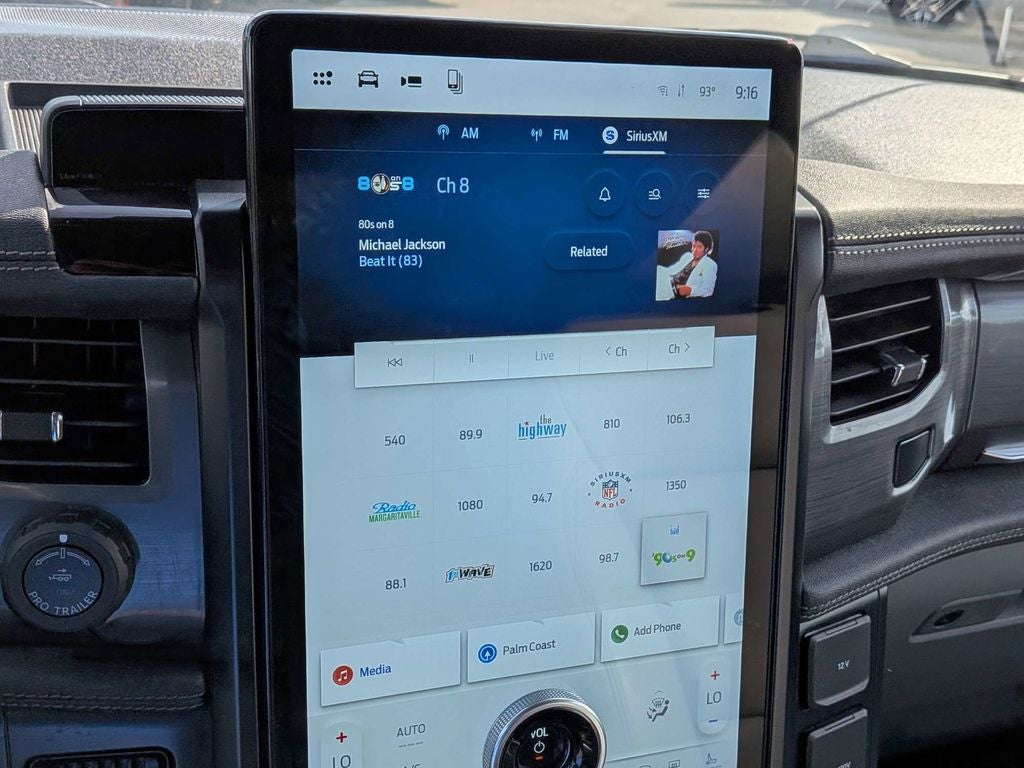 2025 Ford F-150 Lightning Flash