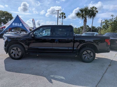 2025 Ford F-150 Lightning Flash