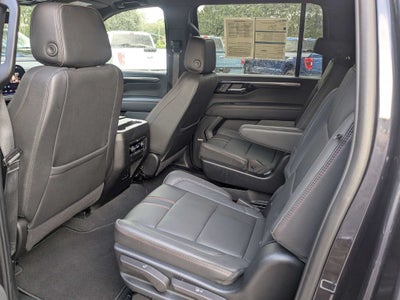 2025 Chevrolet Suburban RST