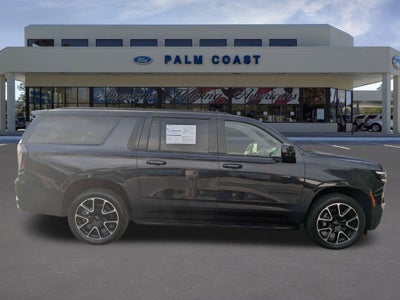 2025 Chevrolet Suburban RST