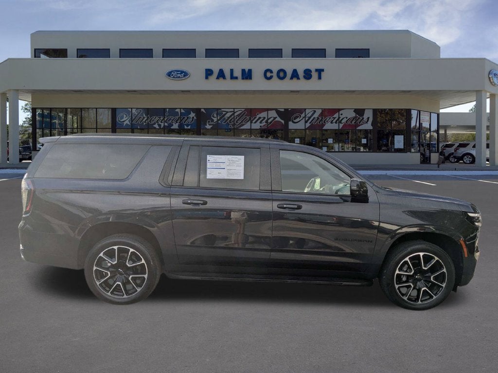 2025 Chevrolet Suburban RST