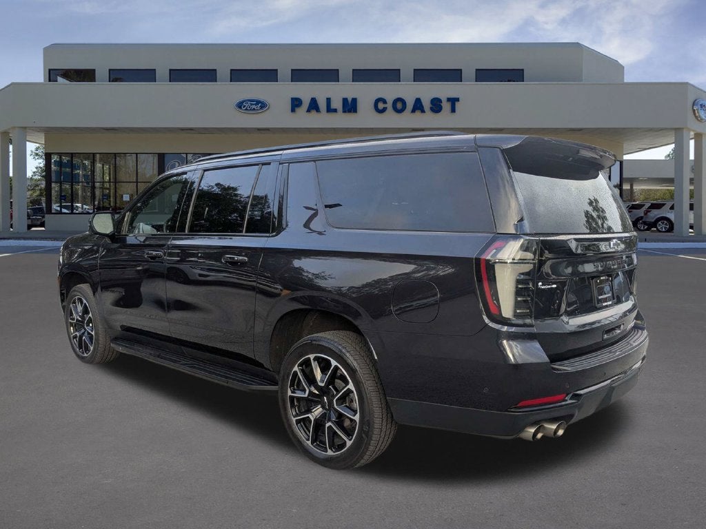 2025 Chevrolet Suburban RST