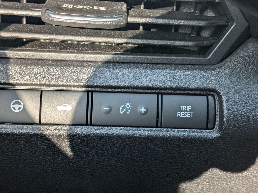 2024 Nissan Altima 2.0 SR