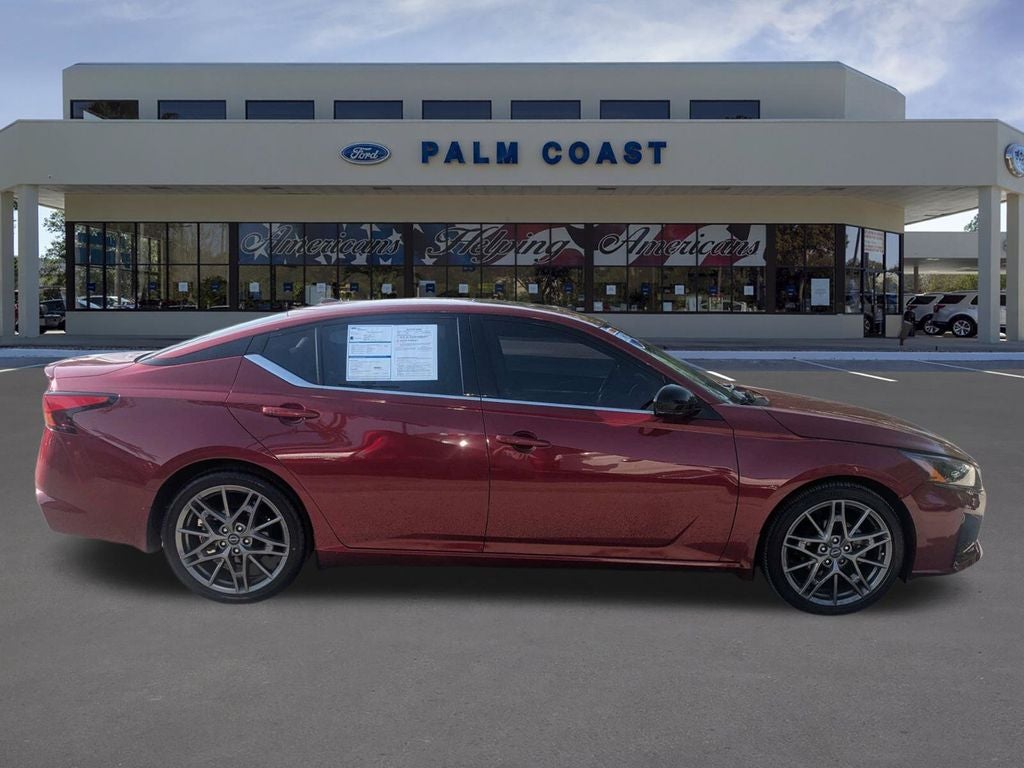 2024 Nissan Altima 2.0 SR