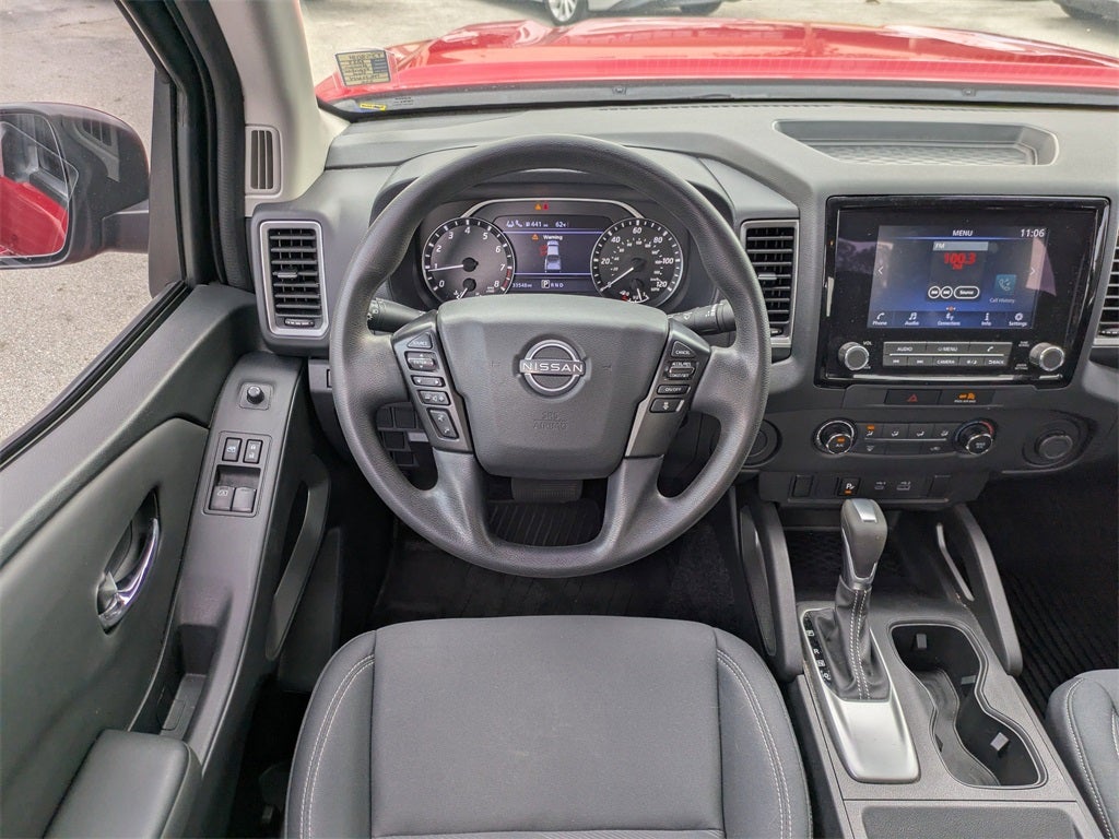 2023 Nissan Frontier SV