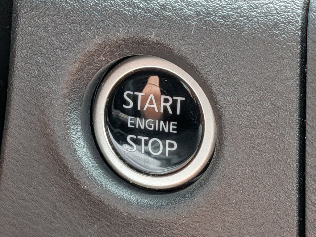 2024 Nissan Frontier PRO-X