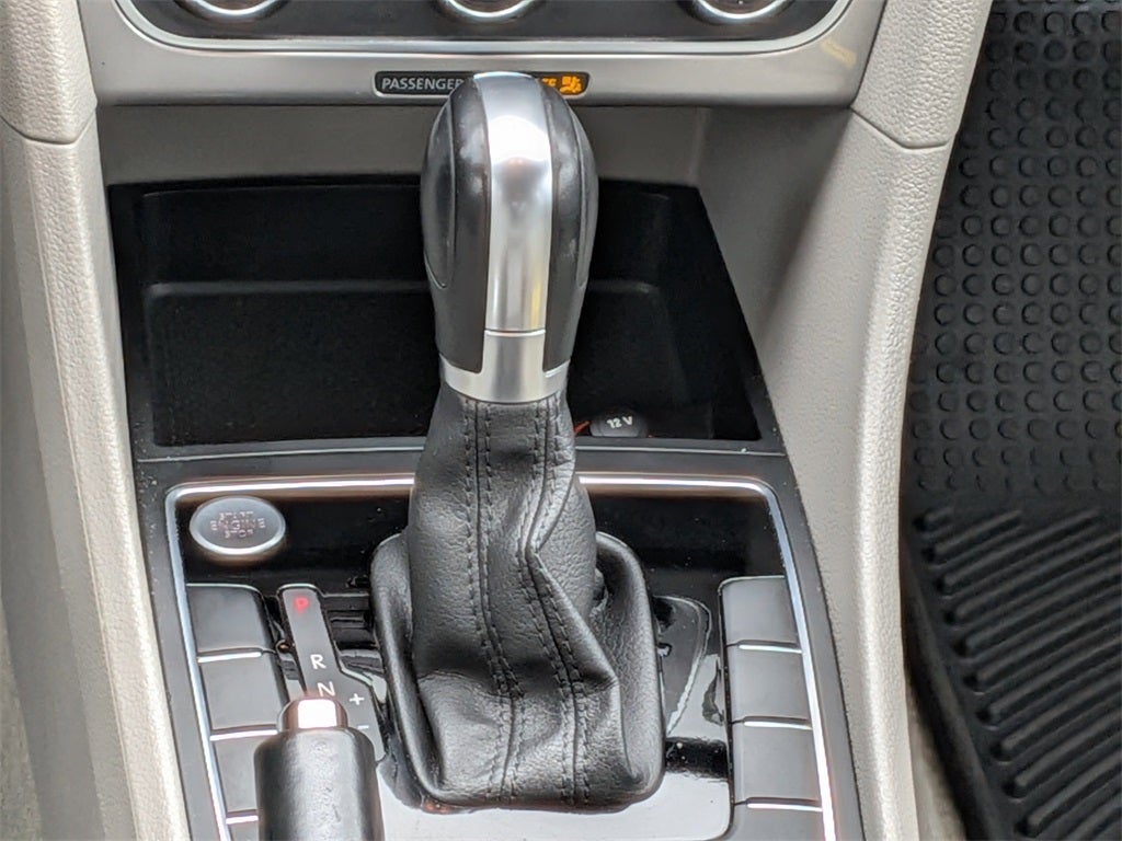 2015 Volkswagen Passat 1.8T Limited Edition