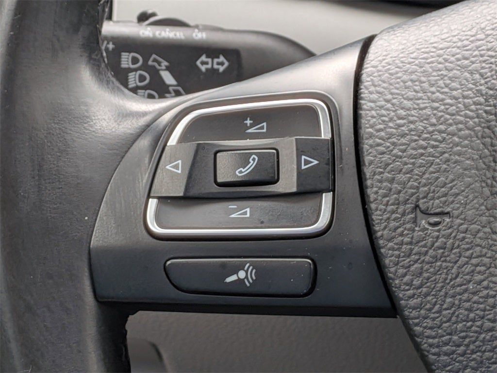 2015 Volkswagen Passat 1.8T Limited Edition