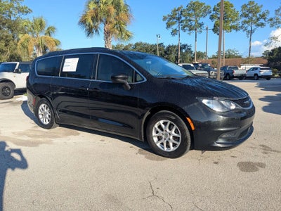 2021 Chrysler Voyager LXI
