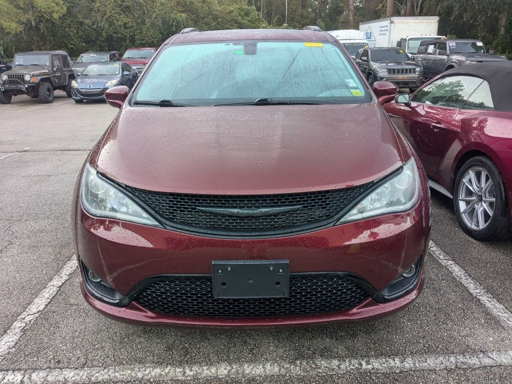 2020 Chrysler Pacifica Touring L Plus