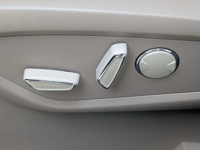 2022 Lincoln Nautilus Standard