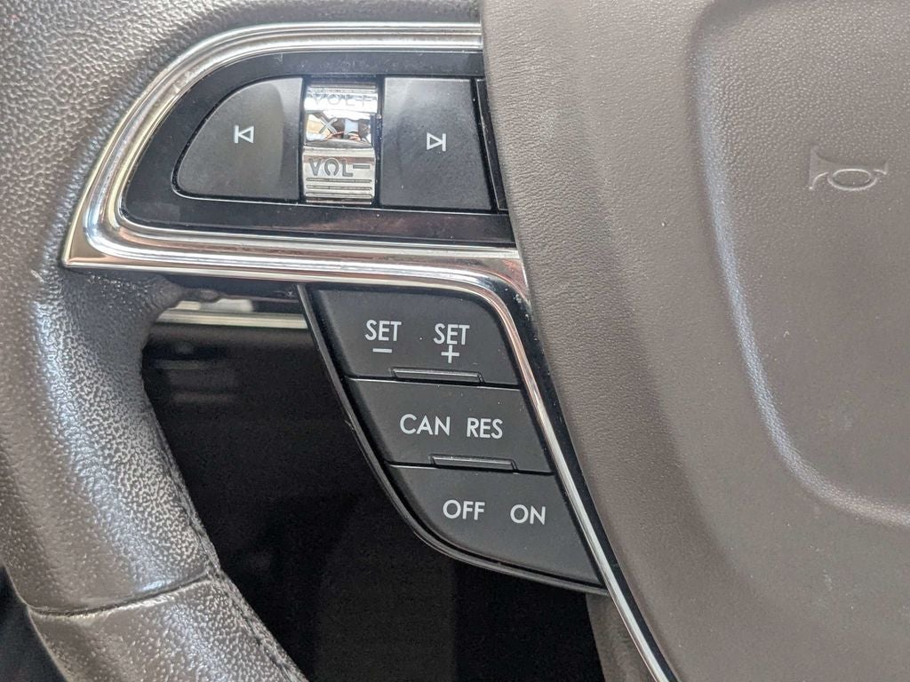 2022 Lincoln Nautilus Standard
