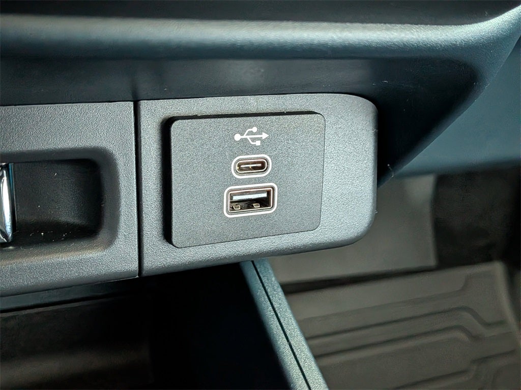 2025 Ford Maverick Lobo High