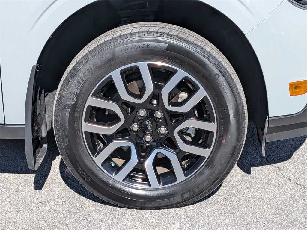 2023 Ford Maverick Lariat