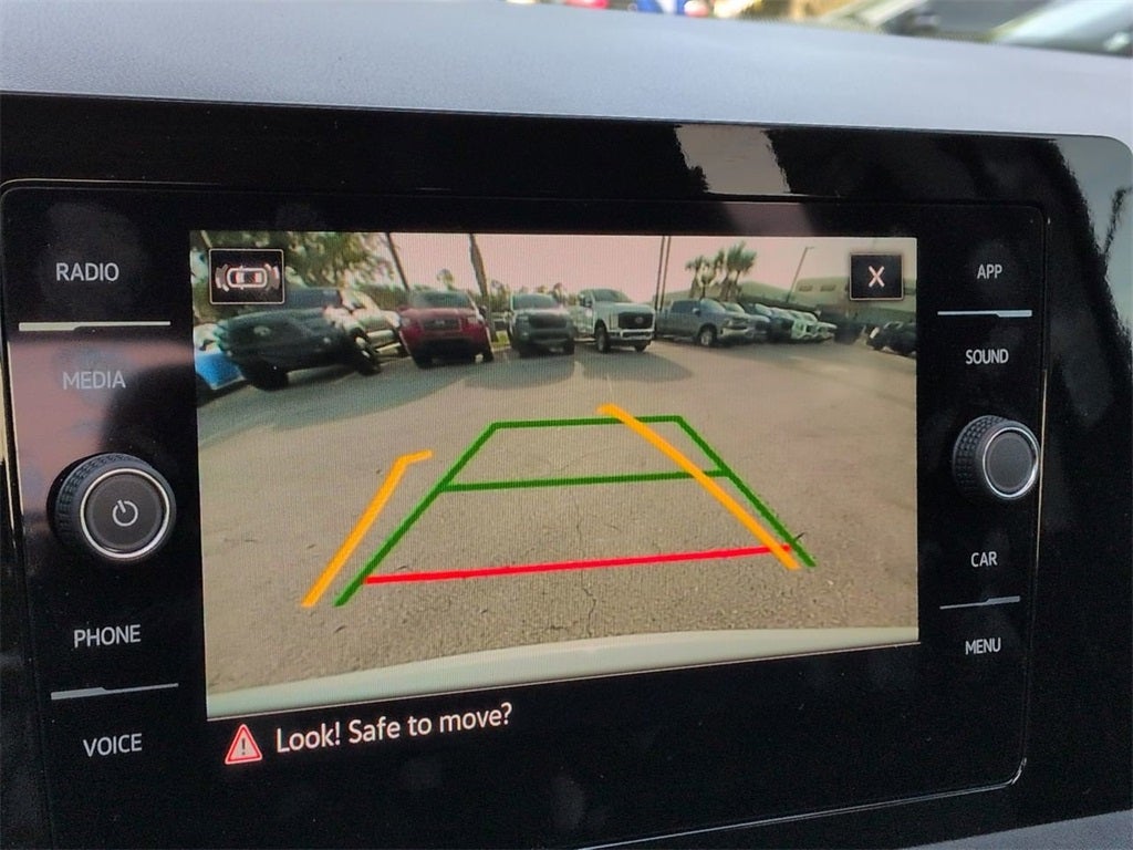 2025 Volkswagen Taos 1.5T SE Black