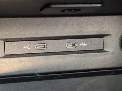 2025 Volkswagen Taos 1.5T SE Black