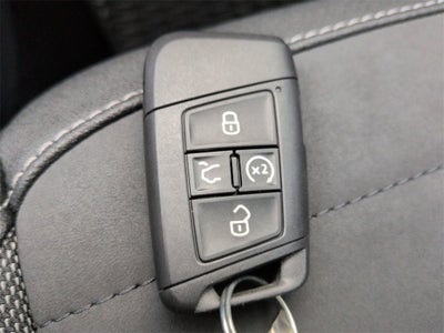 2025 Volkswagen Taos 1.5T SE Black