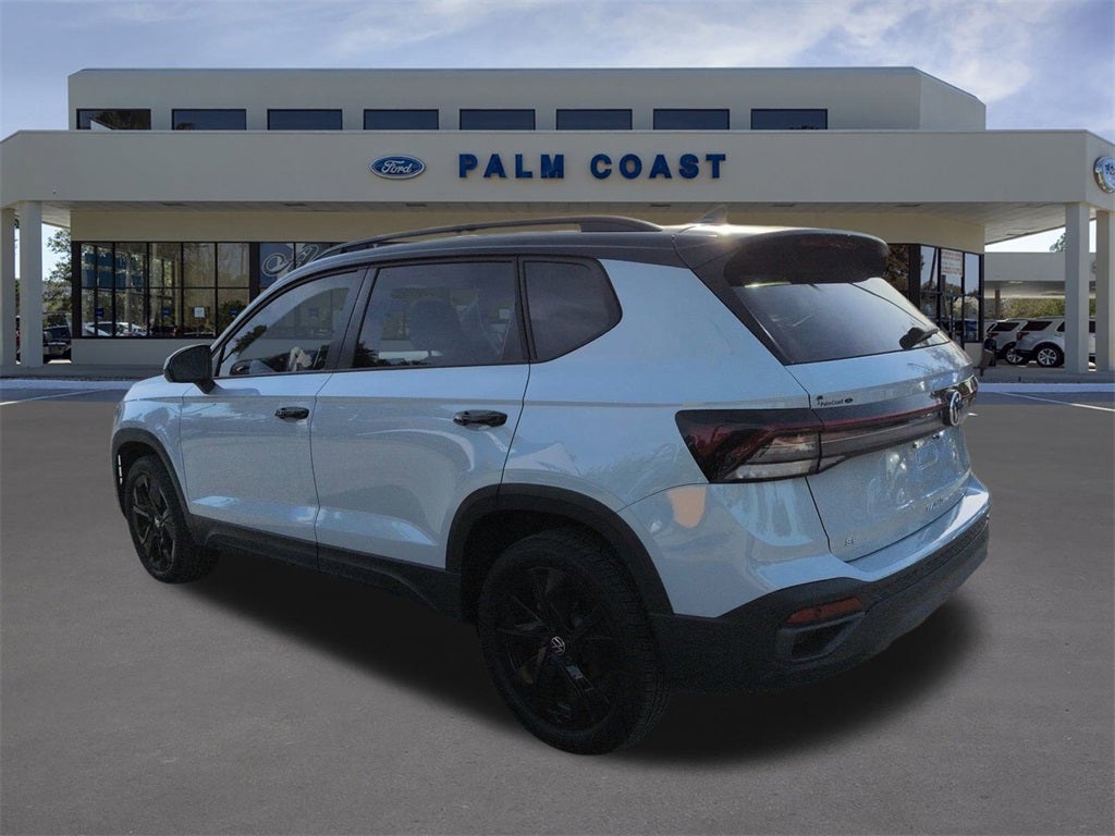 2025 Volkswagen Taos 1.5T SE Black