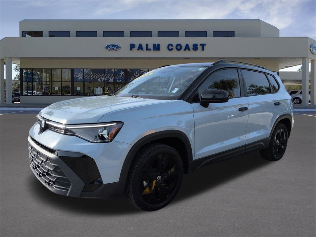 2025 Volkswagen Taos 1.5T SE Black