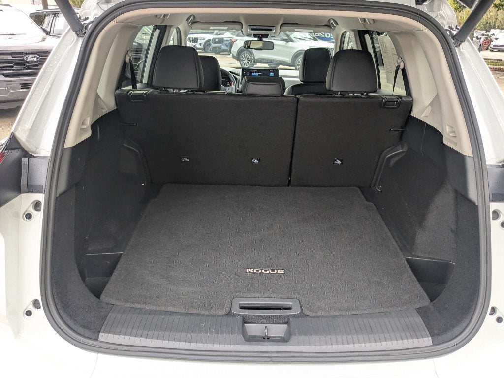 2026 Nissan Rogue SL