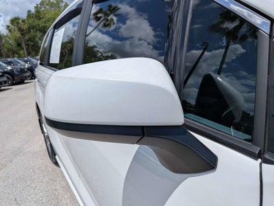 2025 Toyota Sienna XLE 8 Passenger
